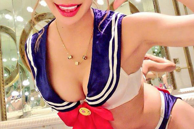 �R�X�v���ŃZ�b�N�X���y�������I